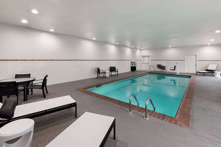 Pool 6 of 59
