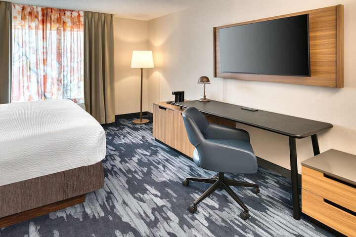 Room 11 of 31