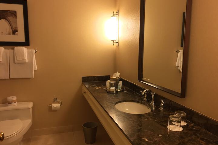 Omni William Penn Hotel