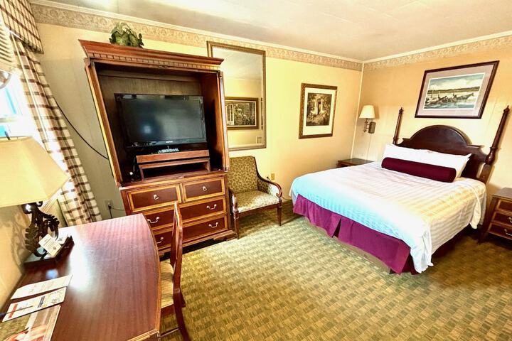 Maddox Inn