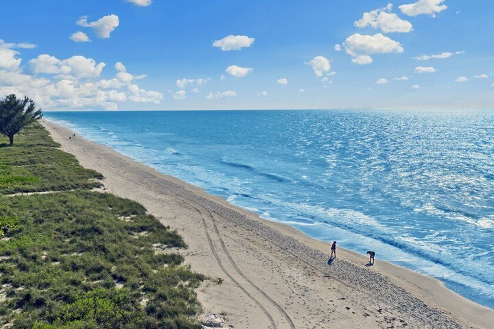 The Palm and Shell Captiva Island Private Luxury Home With Pool hot tub and Beach Access