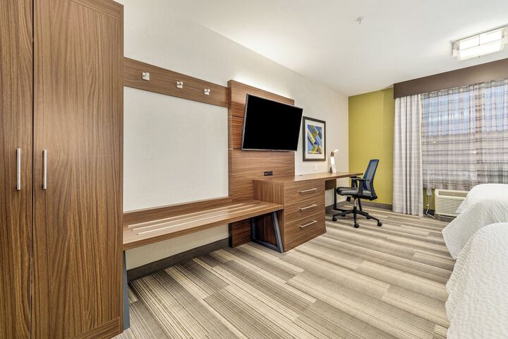 Room 154 of 348