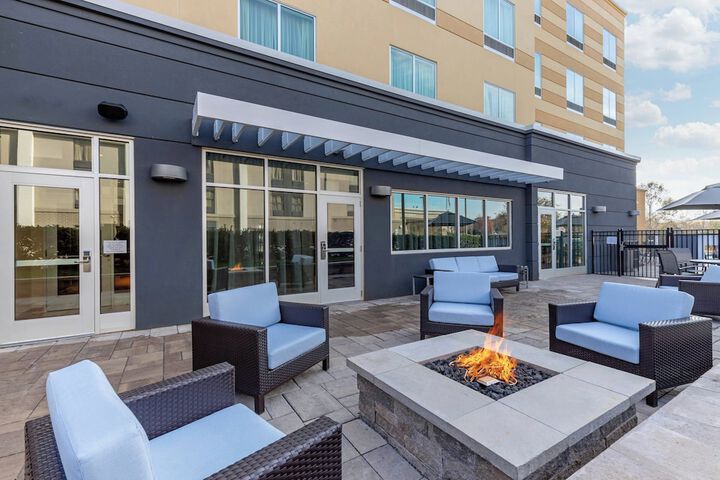 Fairfield Inn & Suites by Marriott Mebane