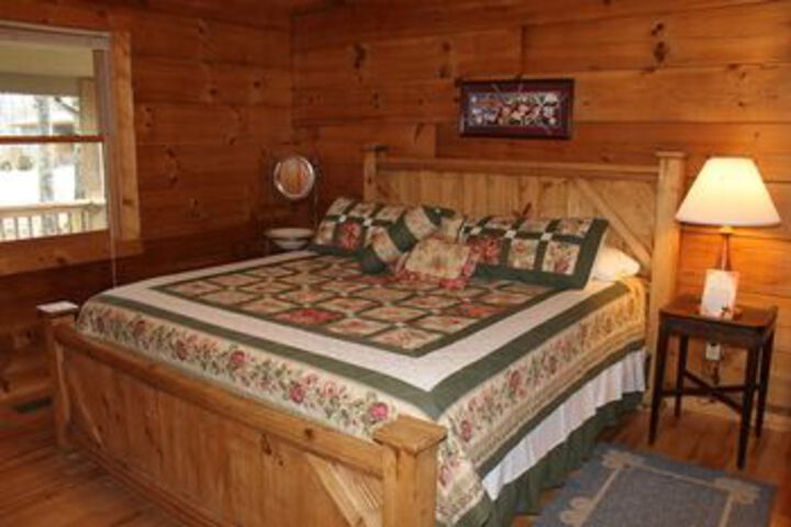 Riverside Log Cabins