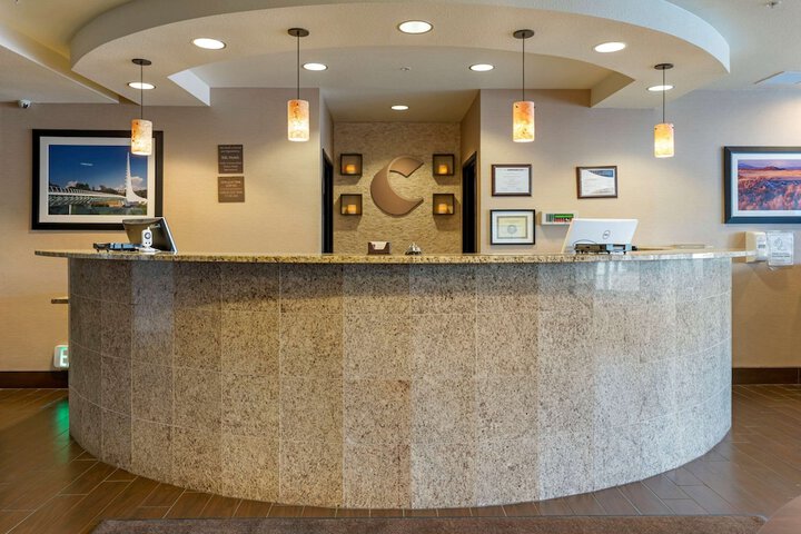 Hotel Interior 13 of 37