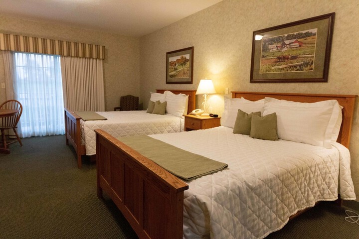 Essenhaus Inn & Conference Center