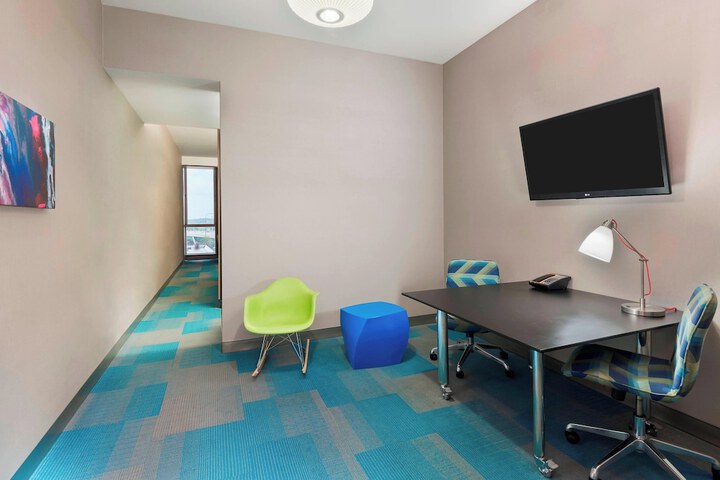 Room 26 of 72