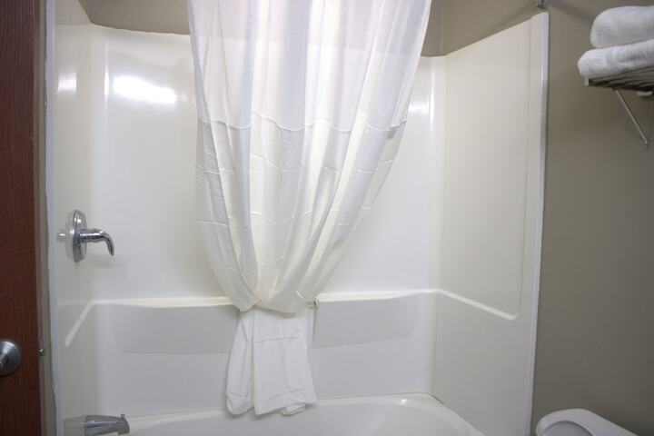 Room 18 of 23
