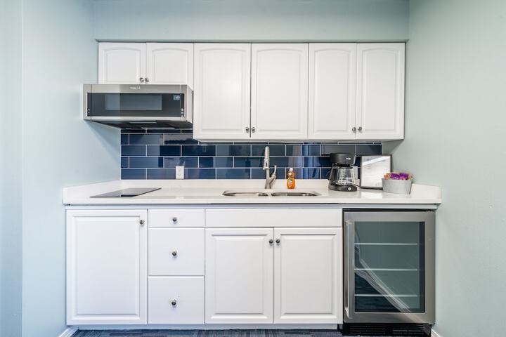 The Hamilton - Lakefront & Studio Suites Hot Springs