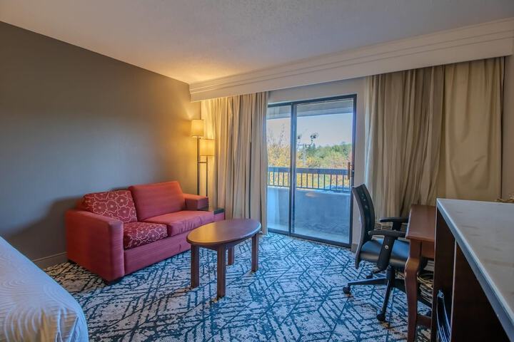 Country Inn & Suites by Radisson Convention Center