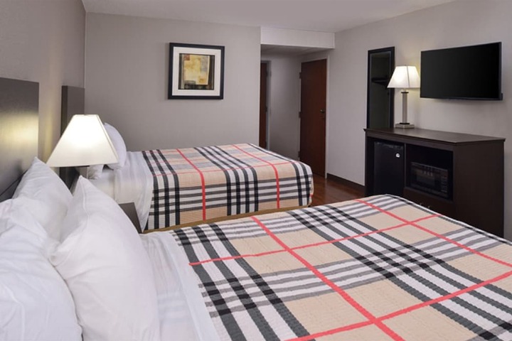 Room 15 of 27