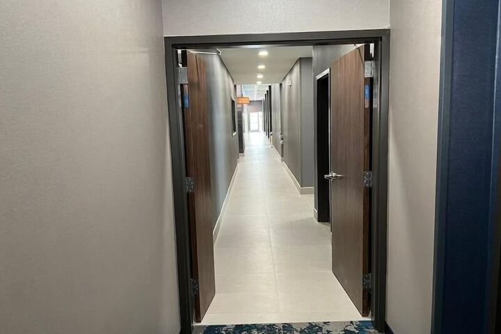 La Quinta Inn & Suites by Wyndham Manchester / Arnold AFB