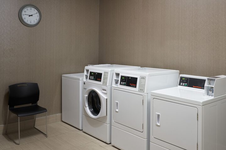 Laundry 31 of 33