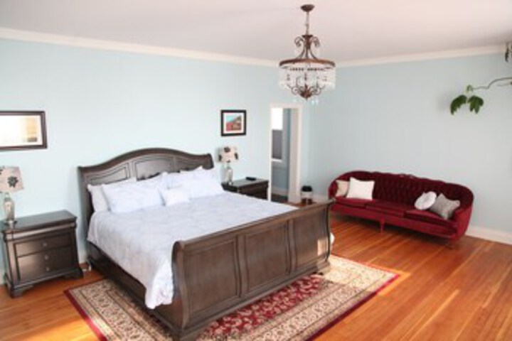 Legendary King Edward Hotel Ltd.