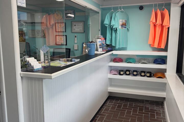 The Beach House Motel & Suites