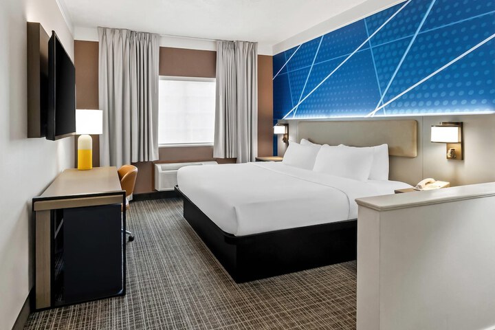 Comfort Suites Clackamas