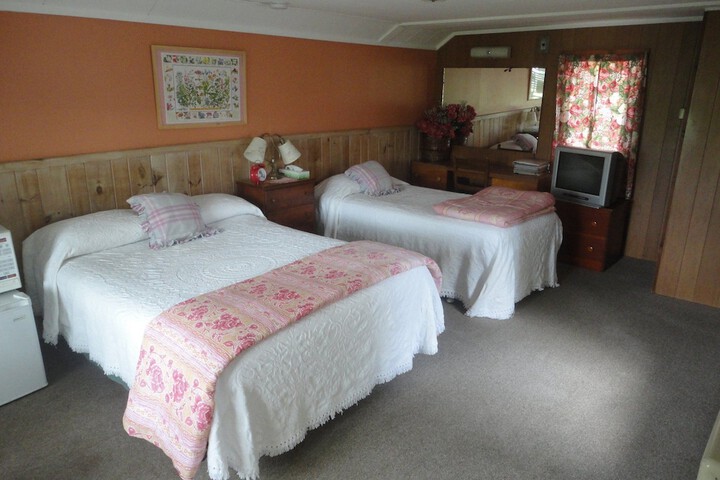 Room 5 of 34