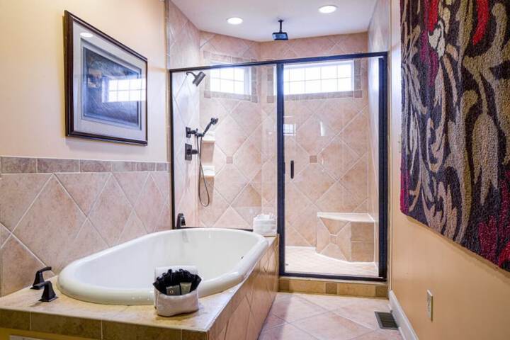 Whitestone Inn