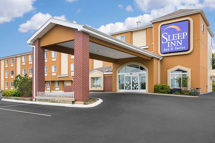 Sleep Inn & Suites Niantic North