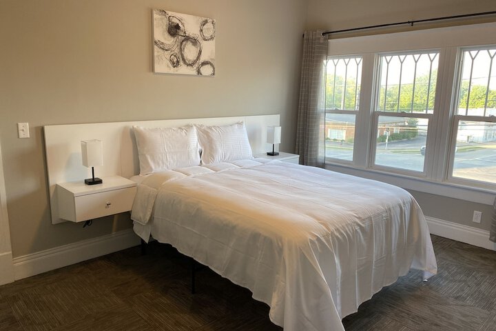 Room 25 of 34