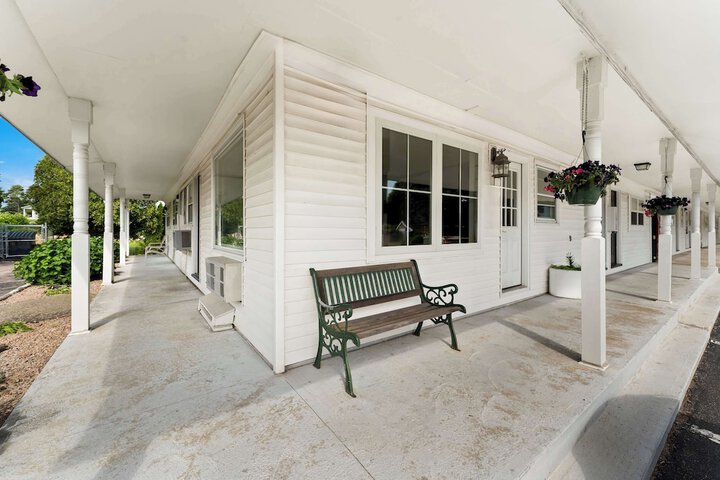 Americas Best Value Inn Stonington Mystic