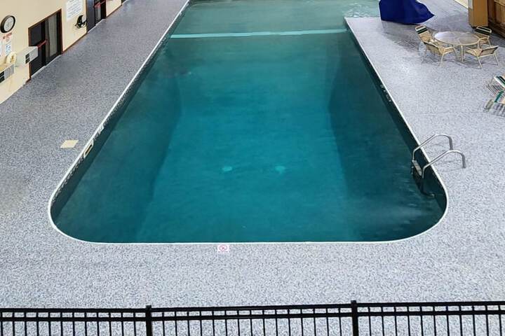 Pool 2 of 41