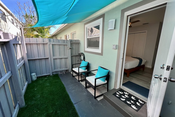 Villa Michloe - Steps From Wilton Drive