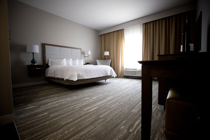 Room 30 of 61