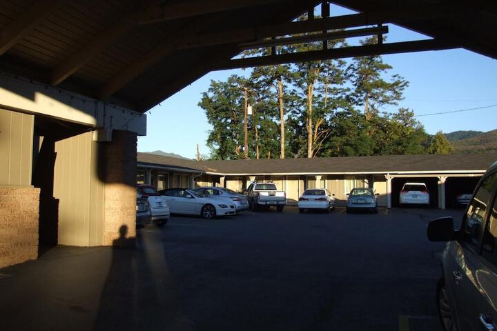 Property Grounds 21 of 21