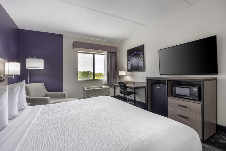 Best Western Bolingbrook Hotel