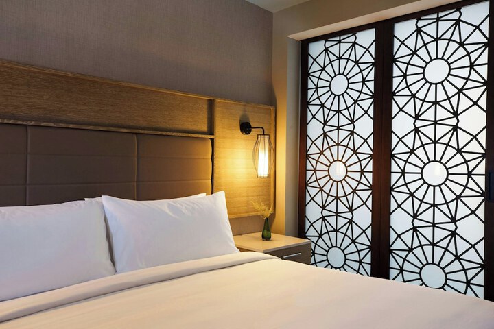 Room 46 of 79