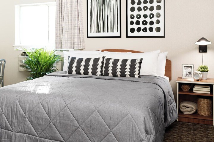 Intown Suites Extended Stay Minneapolis Mn - Burnsville
