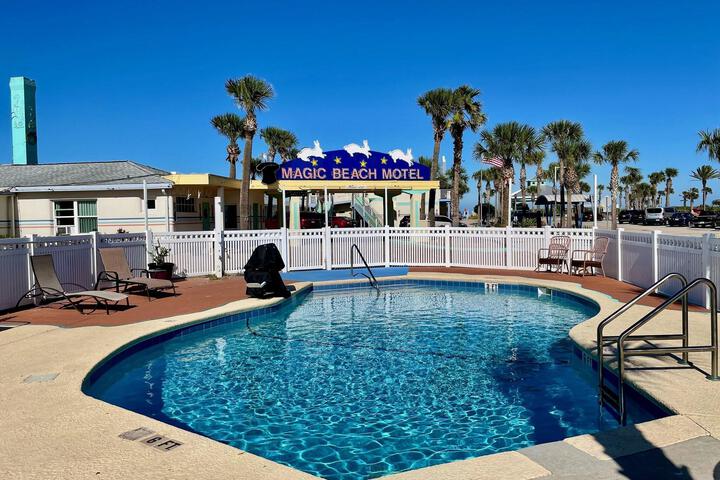 Magic Beach Motel