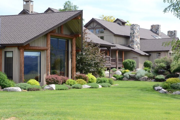 Casia Lodge and Ranch