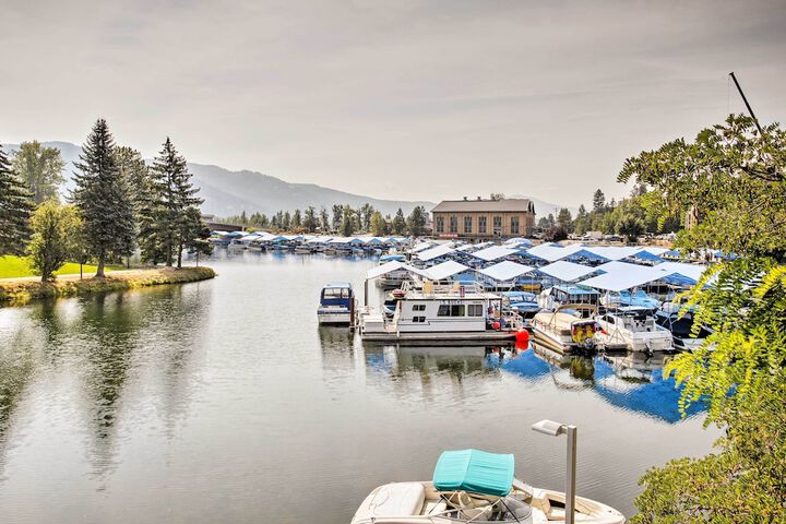 Lake Pend Oreille Condo w / Porch & Mountain View!