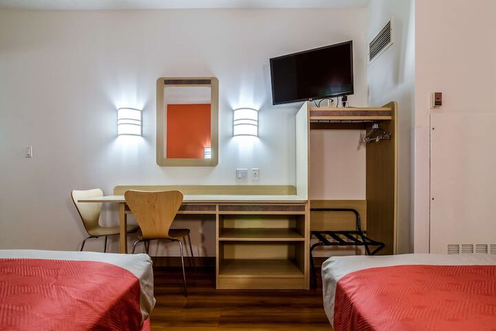 Room 14 of 44