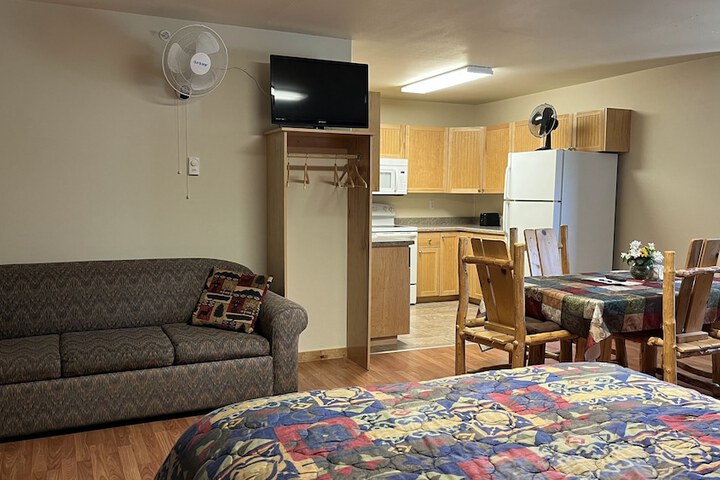 Denali Rainbow Village RV Park and Motel