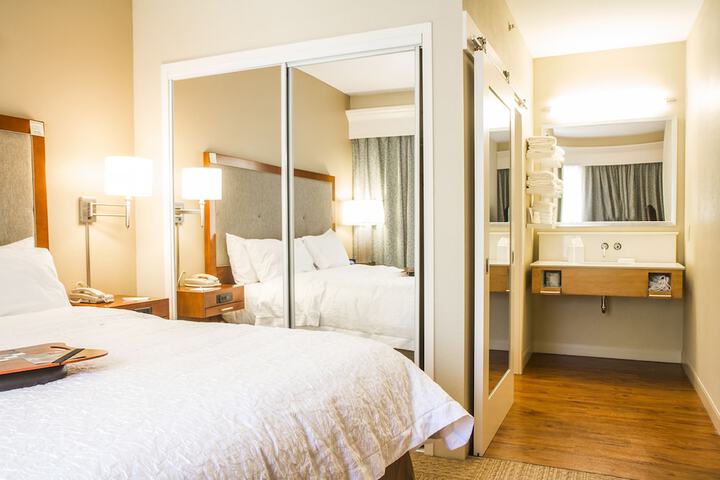 Room 14 of 51