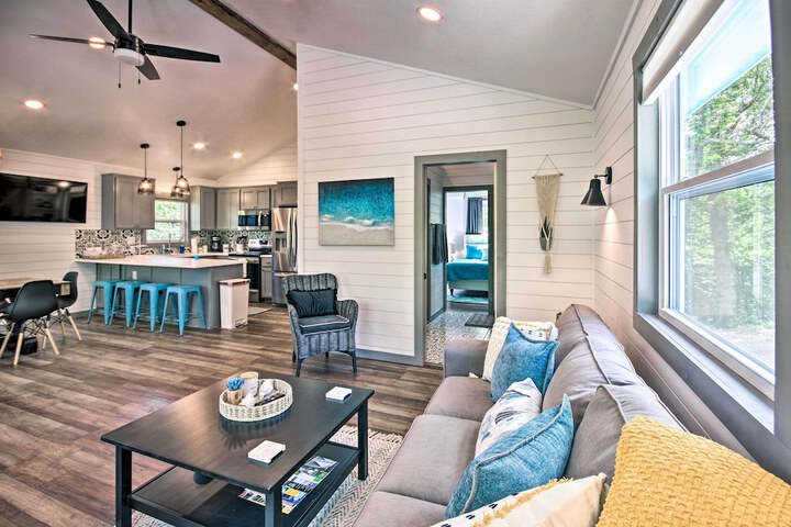 Grand Lake Cottage w / Hot Tub in Eucha