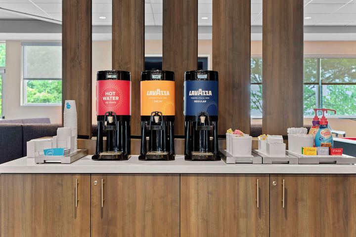 Breakfast/Coffee Service 30 of 35