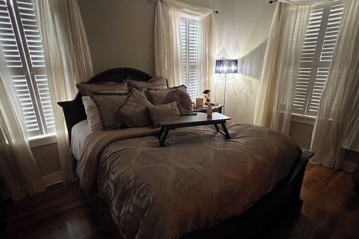Room 61 of 79