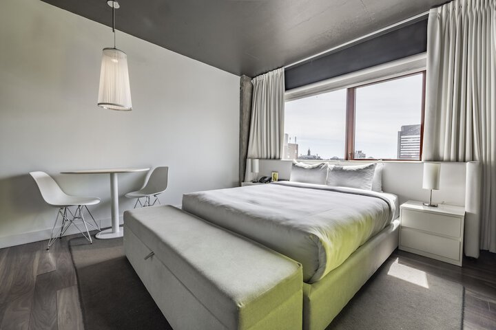 Room 28 of 45