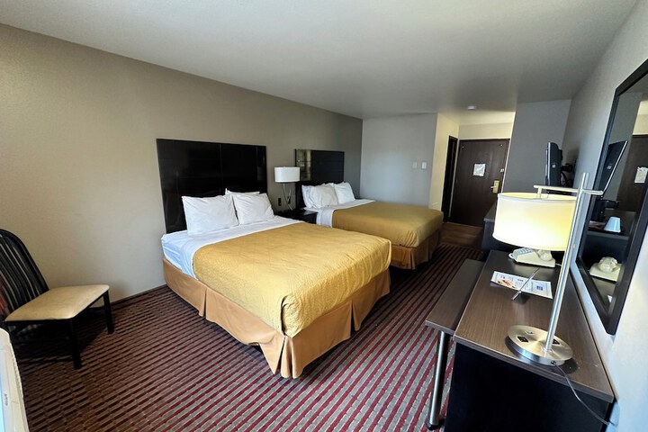 Room 40 of 43