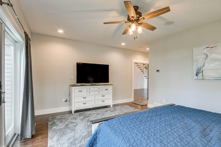 Steps From Oneida Lake: Spacious Gem w / Game Room!