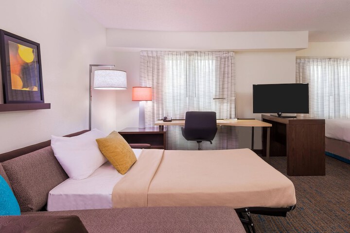 Room 19 of 24