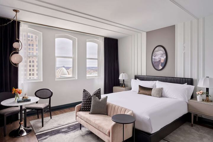 Hotel Kansas City in The Unbound Collection by Hyatt