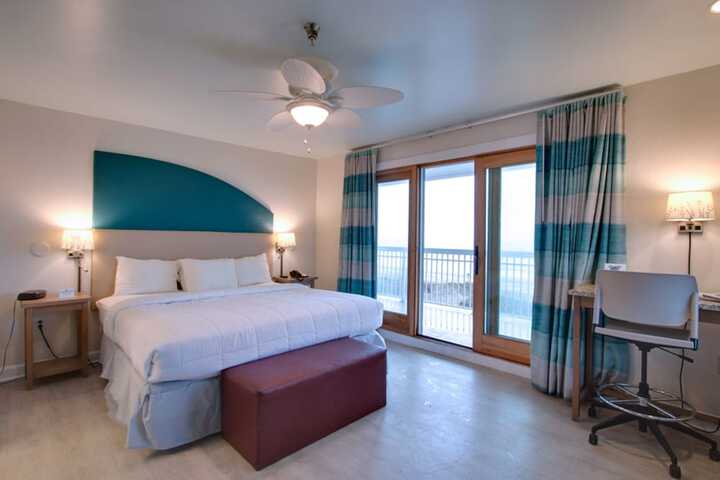 Room 15 of 36