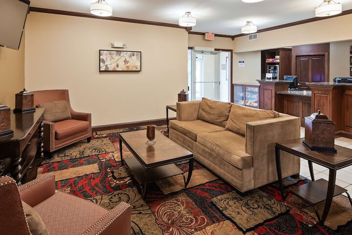 Best Western Plus Wausau / Rothschild Hotel