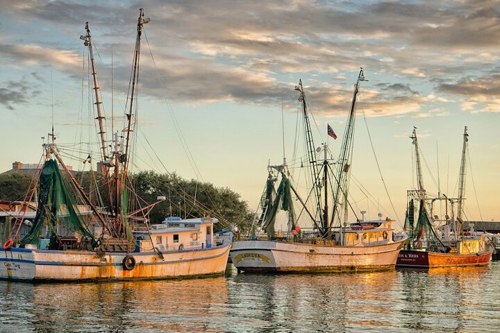 Shem Creek Inn