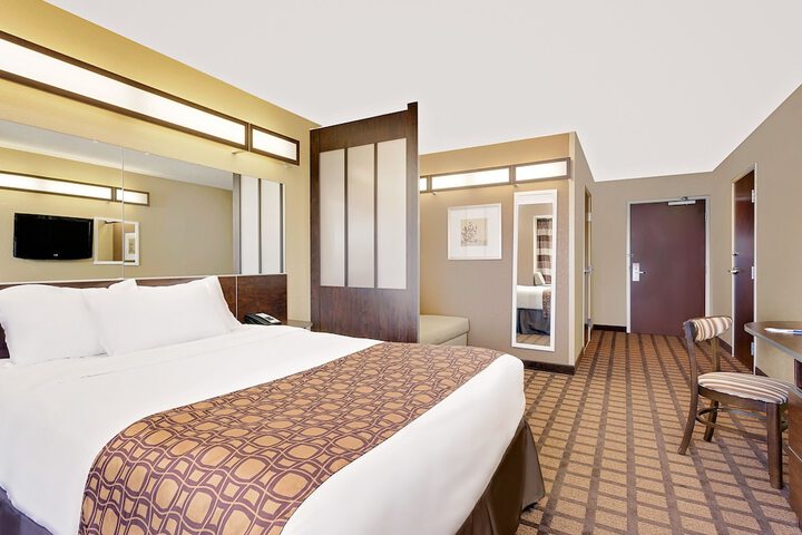 Room 14 of 35